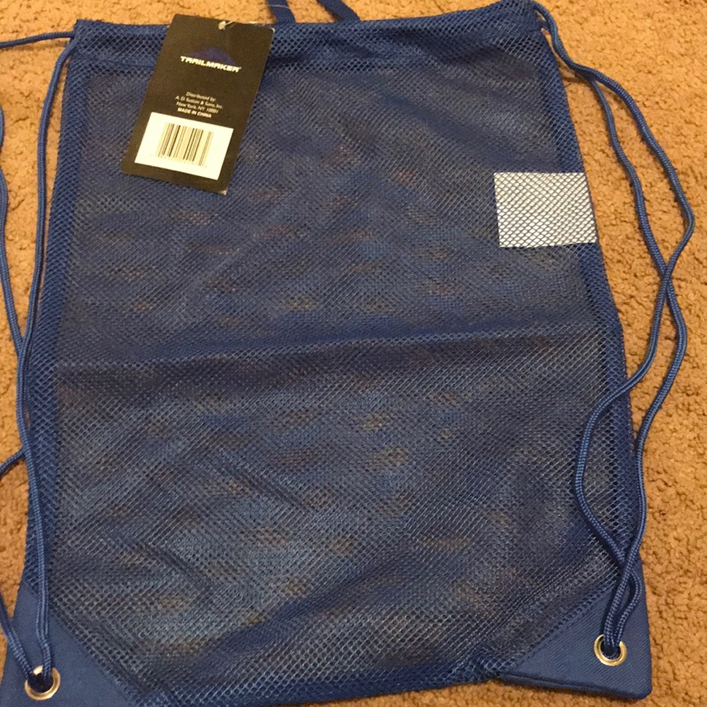 Mess trail maker bag.  DID NOT USE